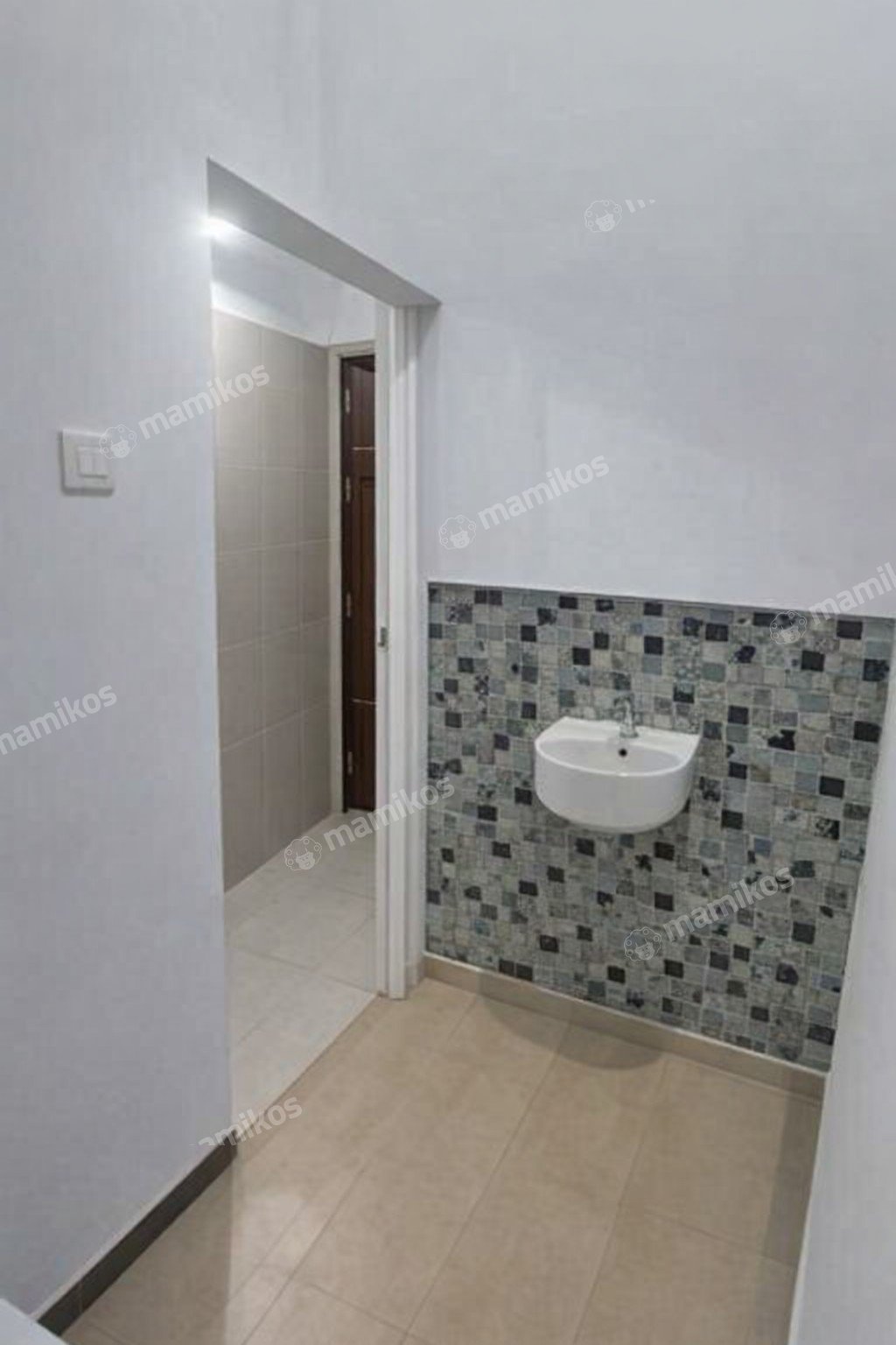 Rumah Sertifikat SHM 4 Kamar Tidur 3 Kamar Mandi Kota Wisata Jakarta Timur - Photo 5
