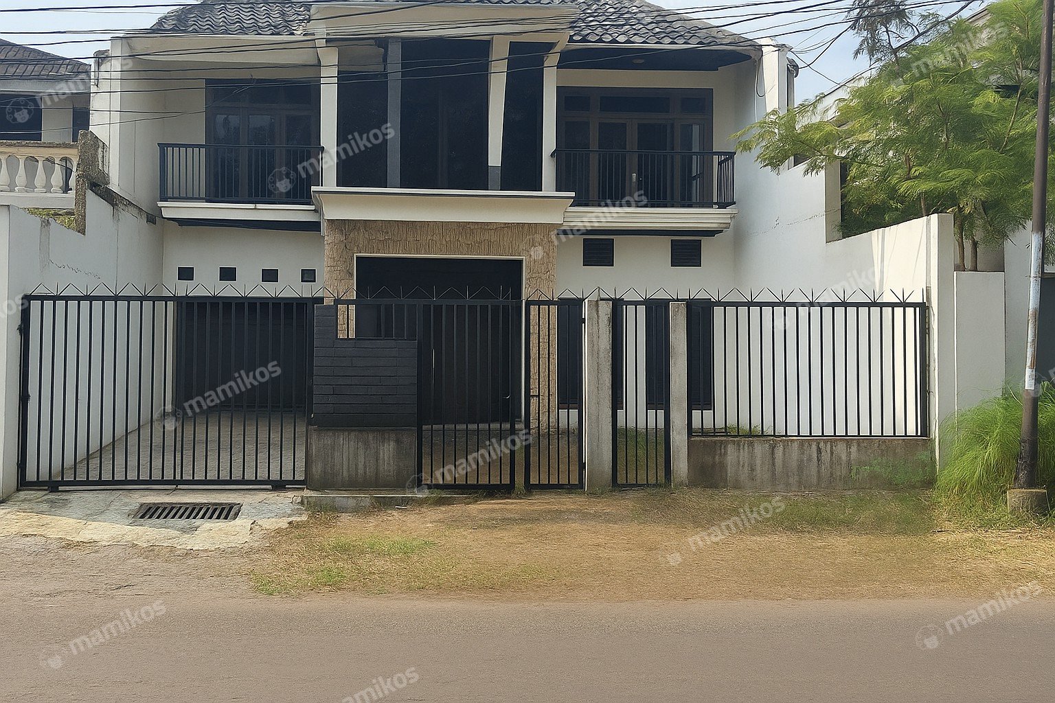 Rumah Sertifikat SHM 4 Kamar Tidur 3 Kamar Mandi Pesanggrahan Jakarta Selatan