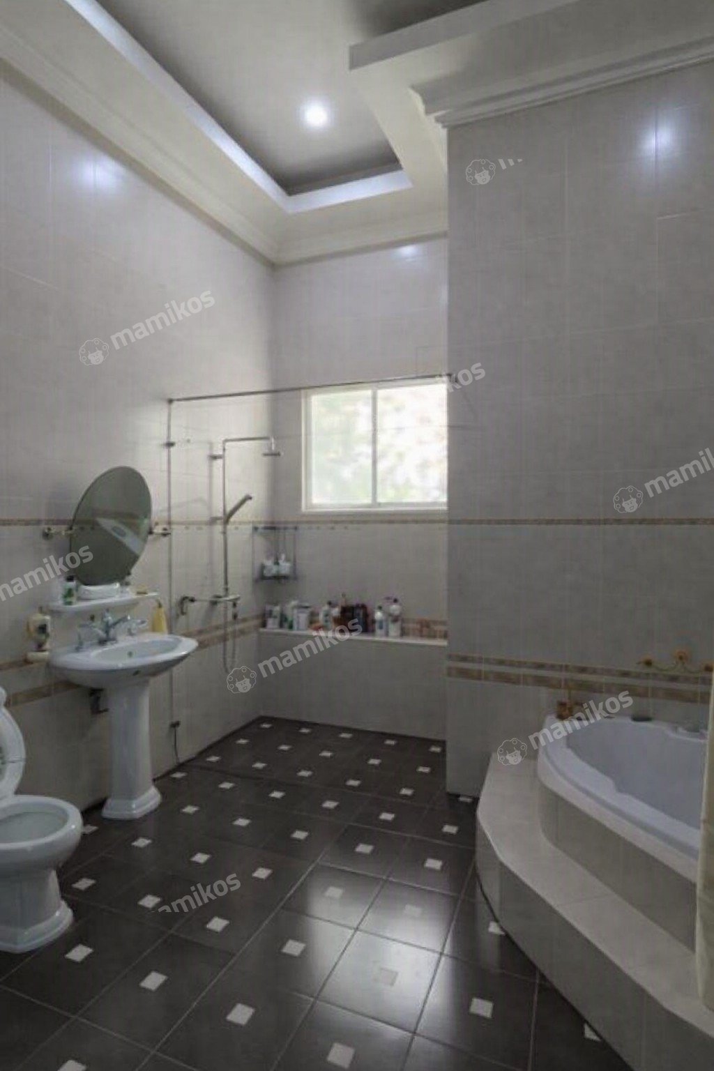 Rumah Sertifikat SHM 4 Kamar Tidur 3 Kamar Mandi Pantai Indah Kapuk Jakarta Utara - Photo 3