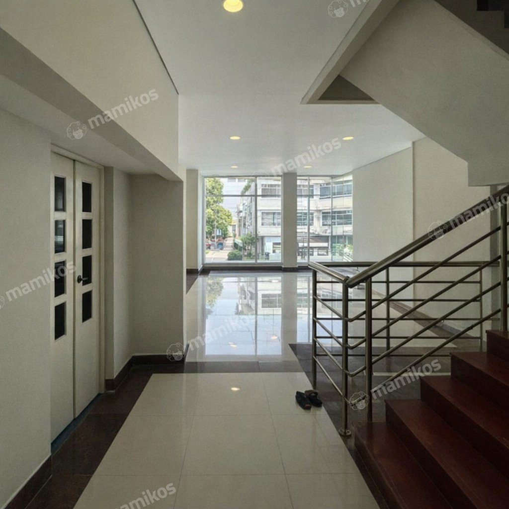 Rumah Sertifikat SHM 4 Kamar Tidur 4 Kamar Mandi Jelambar Jakarta Barat - Photo 5