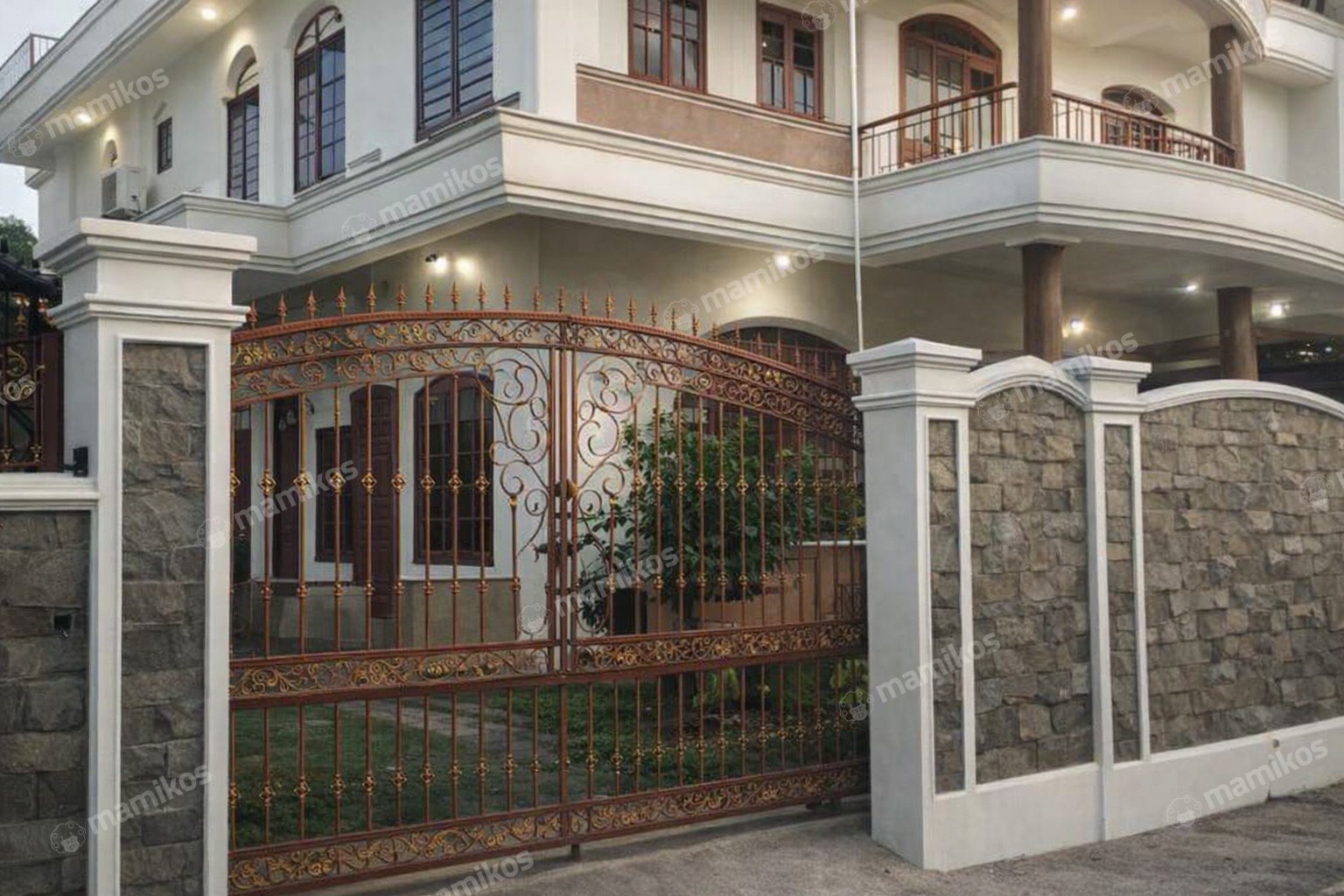 Rumah Sertifikat SHM 7 Kamar Tidur 4 Kamar Mandi Cibubur Jakarta Timur