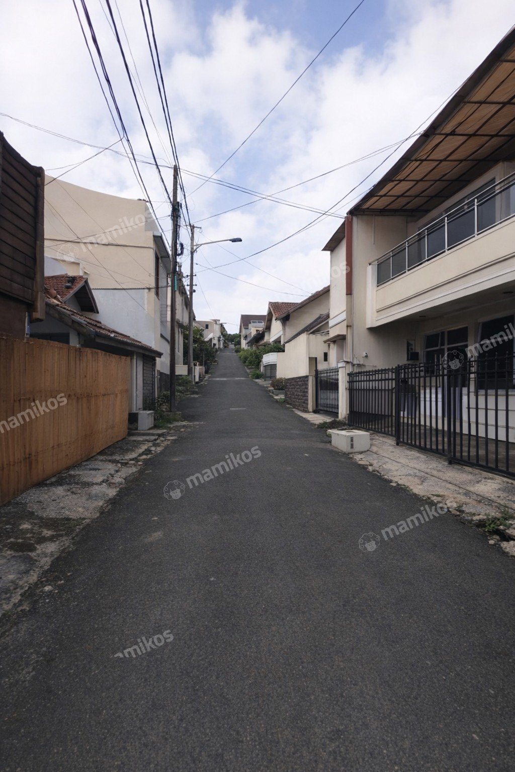 Rumah Sertifikat SHM 2 Kamar Tidur 1 Kamar Mandi Tanjung Duren Selatan Jakarta Barat - Photo 4
