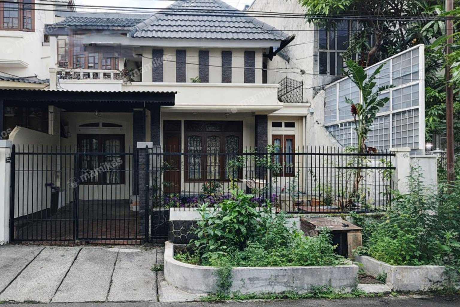 Rumah Sertifikat SHM 4 Kamar Tidur 2 Kamar Mandi Pondok Indah Jakarta Selatan