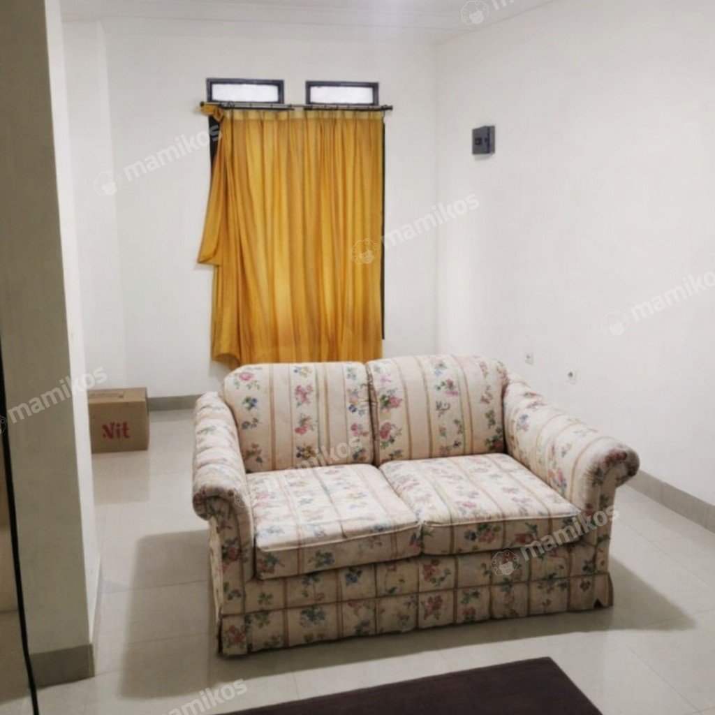 Rumah Sertifikat SHM 4 Kamar Tidur 2 Kamar Mandi Pondok Indah Jakarta Selatan - Photo 4