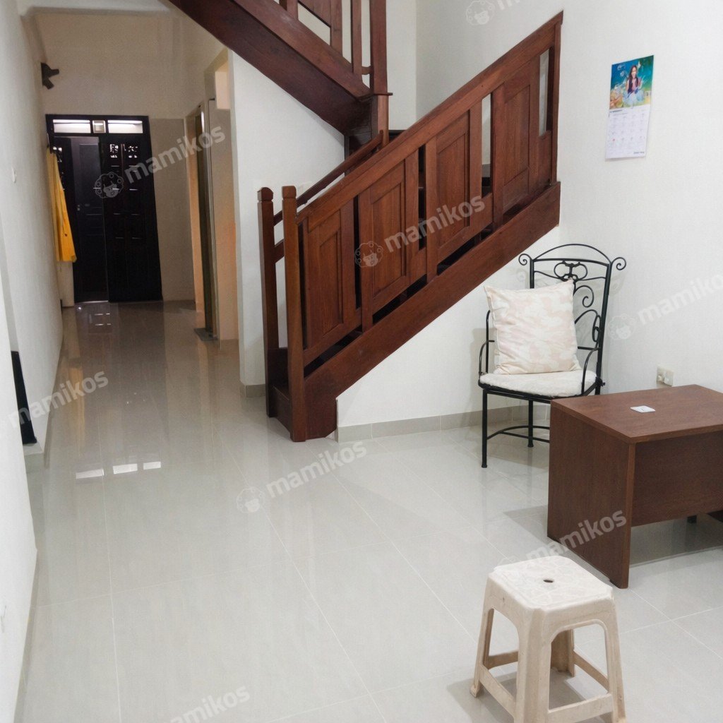 Rumah Sertifikat SHM 4 Kamar Tidur 2 Kamar Mandi Pondok Indah Jakarta Selatan - Photo 5