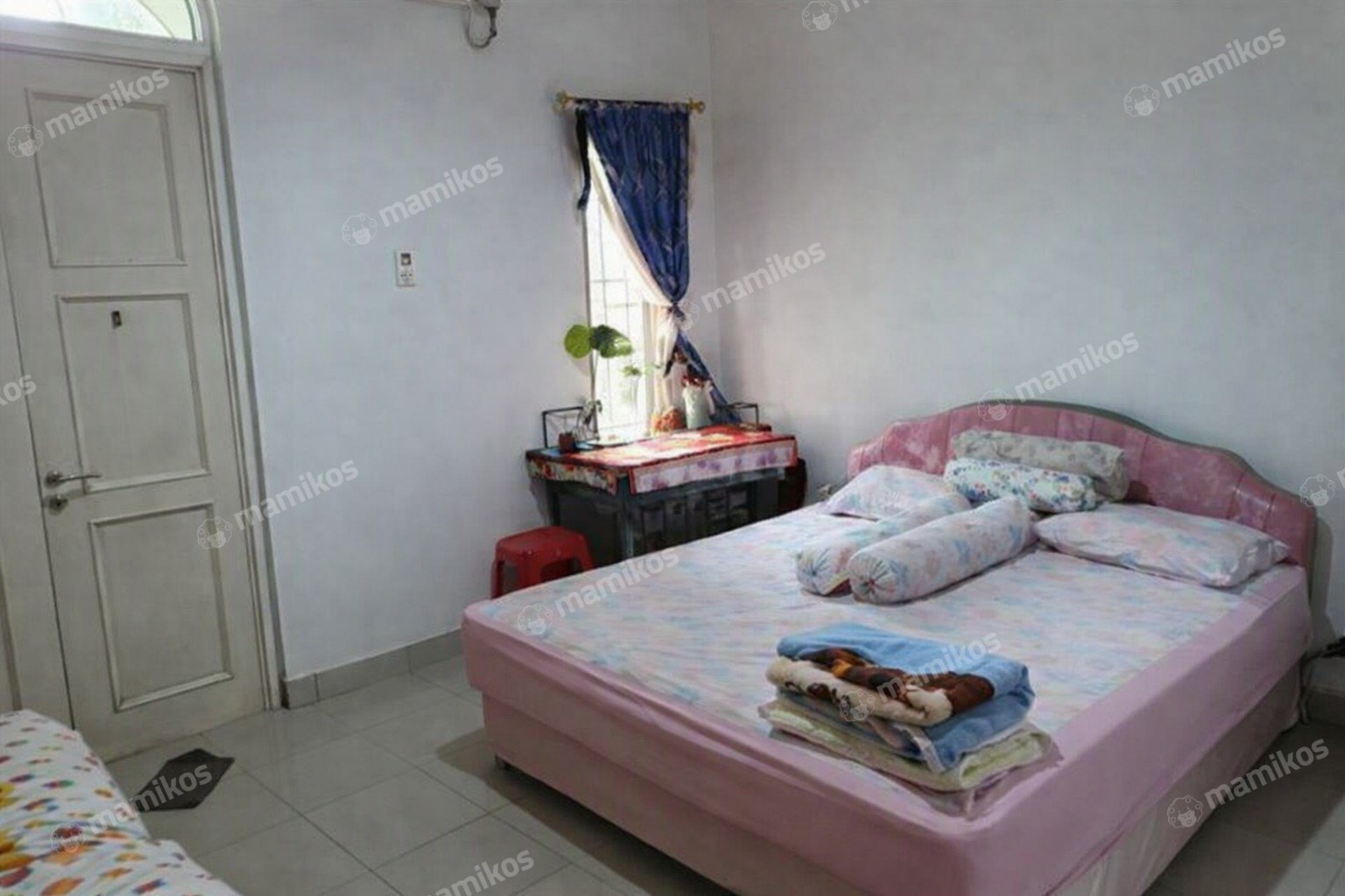 Rumah 5 Kamar Tidur 4 Kamar Mandi 2 Lantai Pantai Indah Kapuk Jakarta Utara - Photo 2