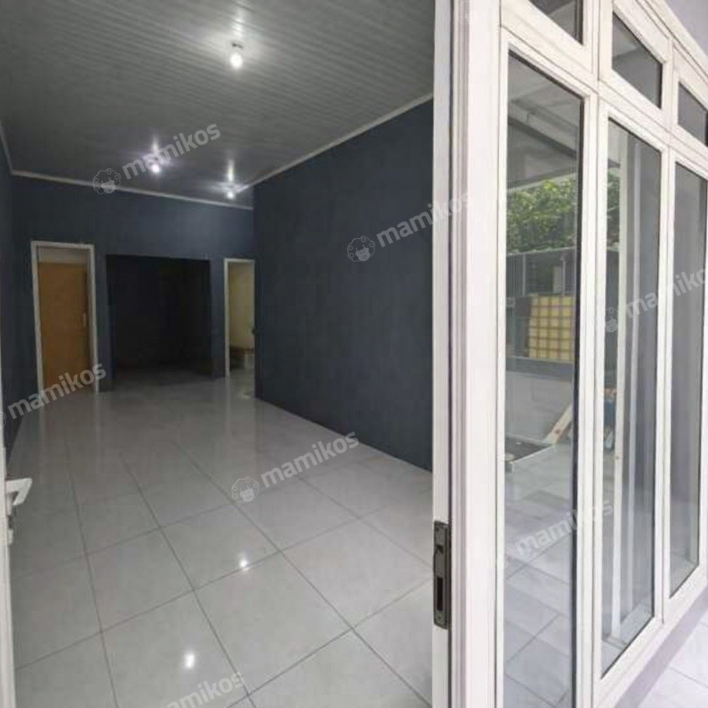 Rumah Sertifikat SHM 3 Kamar Tidur 2 Kamar Mandi Citra Garden Jakarta Barat - Photo 2