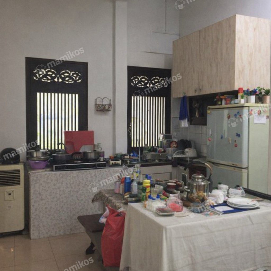 Rumah Sertifikat SHM 3 Kamar Tidur 2 Kamar Mandi Lebak Bulus Jakarta Selatan - Photo 3