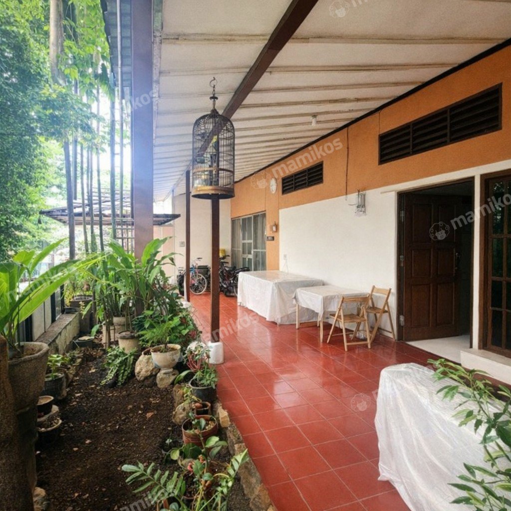 Rumah Sertifikat SHM 4 Kamar Tidur 2 Kamar Mandi Gandaria Jakarta Selatan - Photo 4