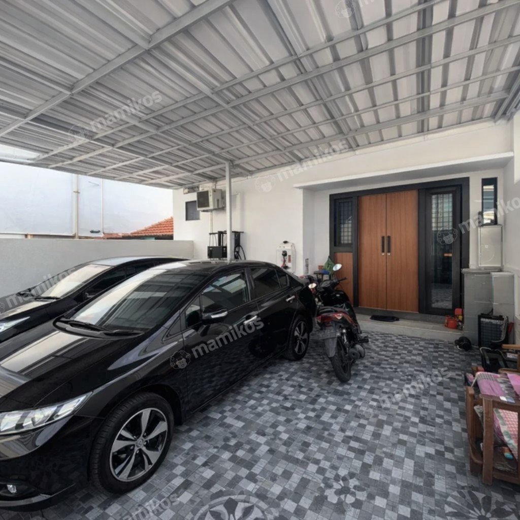 Rumah Sertifikat SHM 5 Kamar Tidur 3 Kamar Mandi Utan Kayu Jakarta Timur - Photo 2