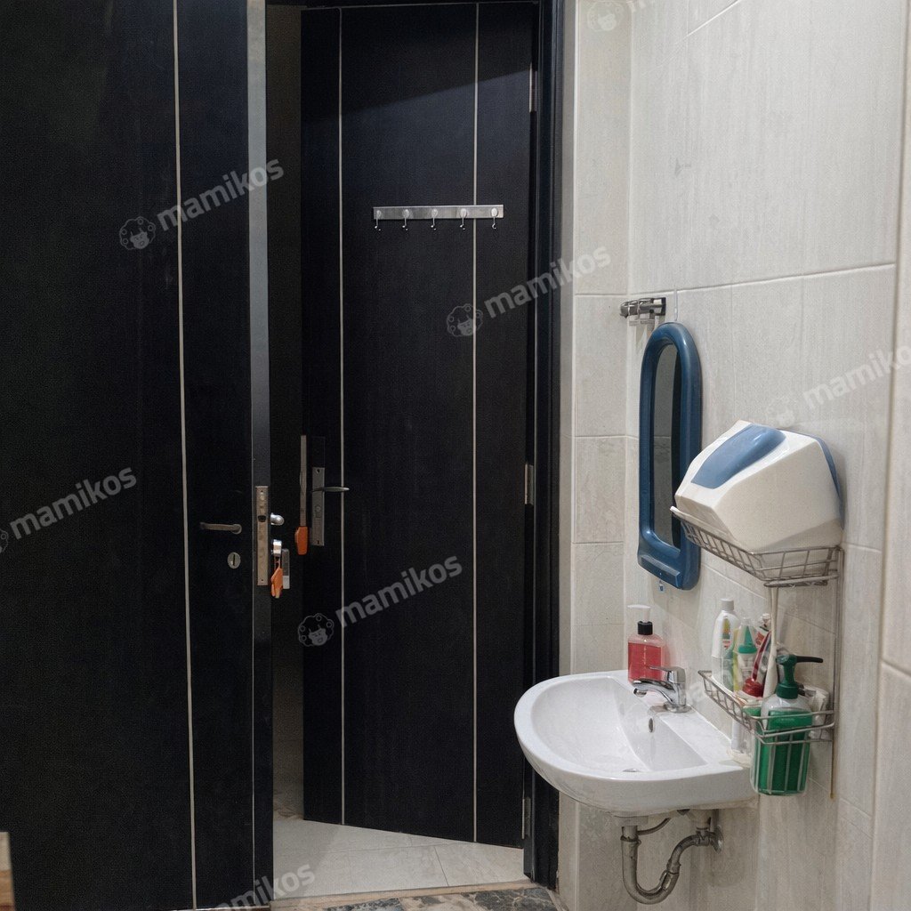Rumah Sertifikat SHM 4 Kamar Tidur 3 Kamar Mandi Sunter Jakarta Utara - Photo 3