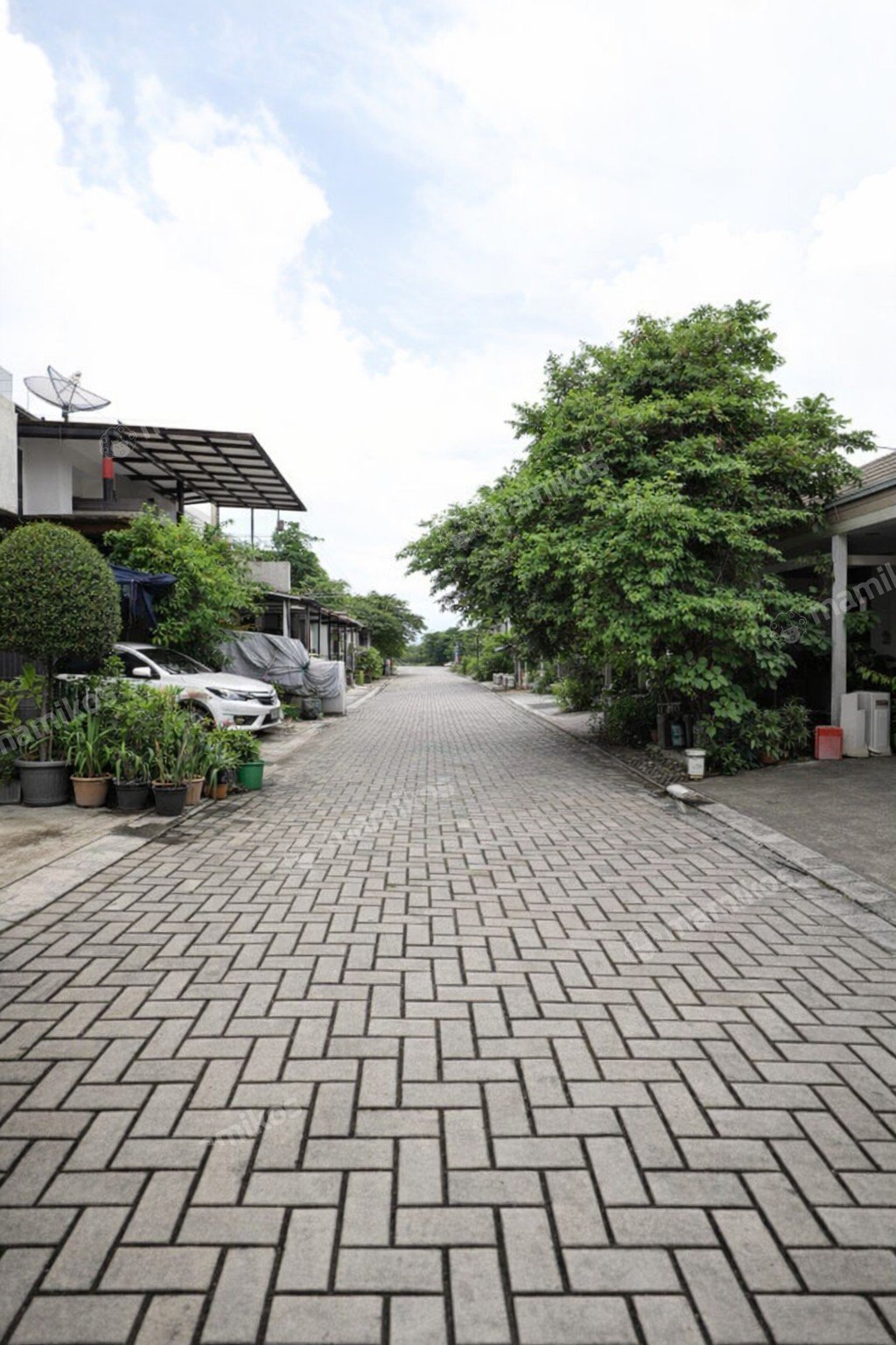 Rumah Sertifikat SHM 3 Kamar Tidur 3 Kamar Mandi Daan Mogot Jakarta Barat - Photo 4