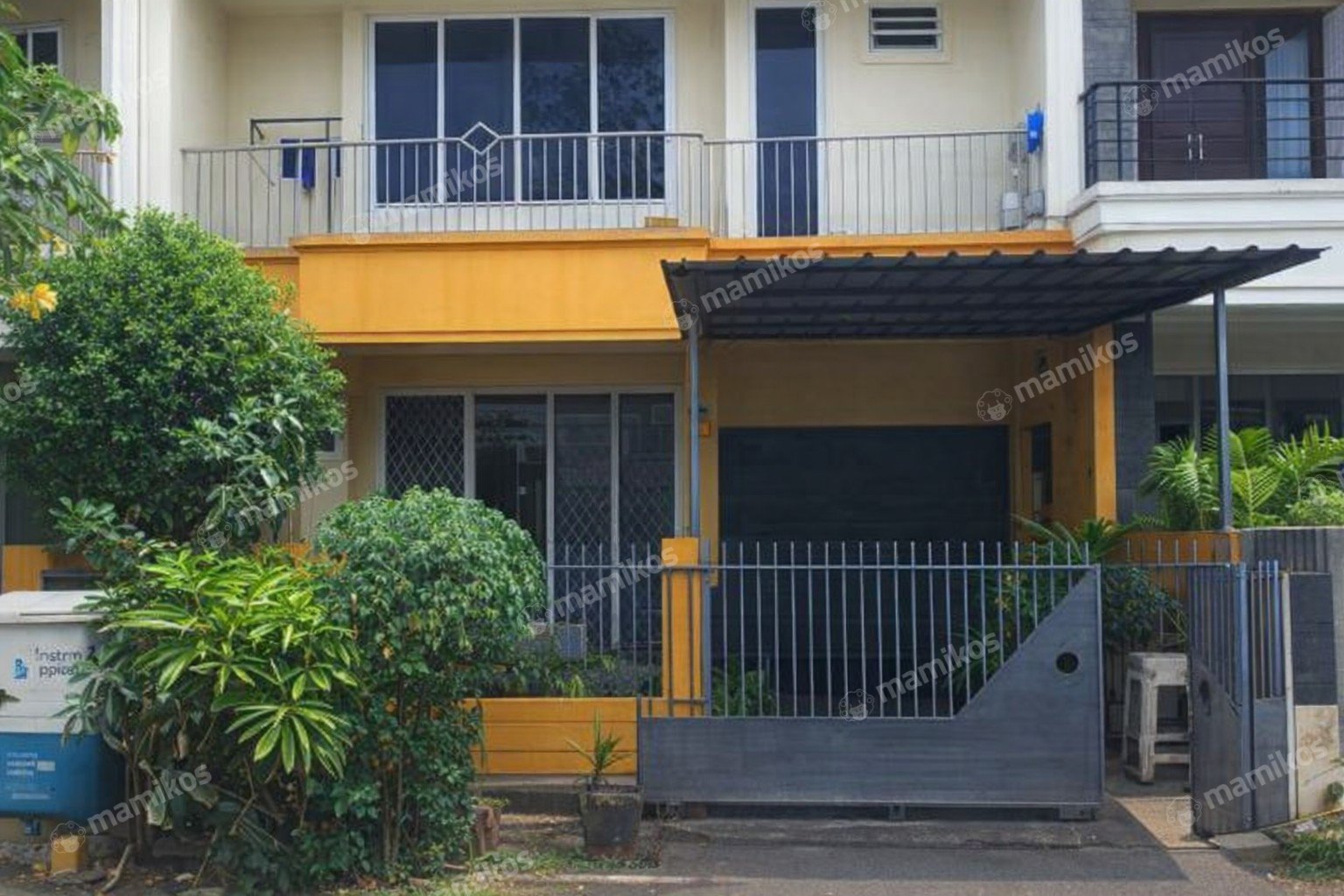 Rumah Sertifikat SHM 3 Kamar Tidur 3 Kamar Mandi Kebon Jeruk Jakarta Barat