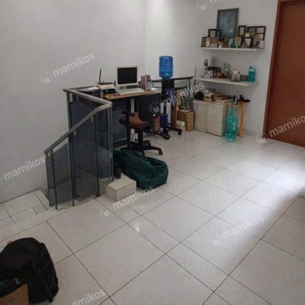 Rumah Sertifikat SHM 3 Kamar Tidur 3 Kamar Mandi Kebon Jeruk Jakarta Barat - Photo 5