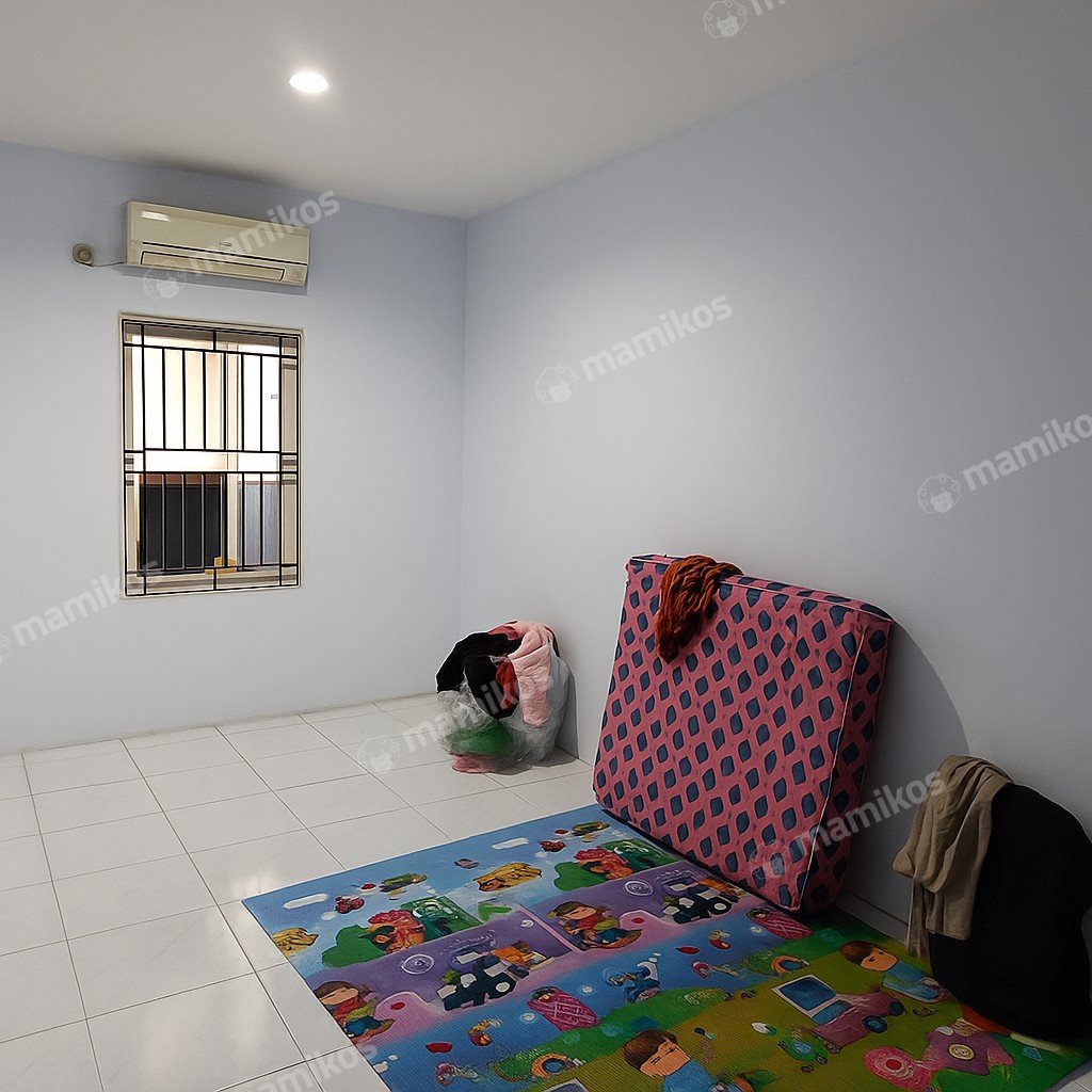 Rumah Sertifikat SHM 2 Kamar Tidur 2 Kamar Mandi Pegadungan Jakarta Barat - Photo 4