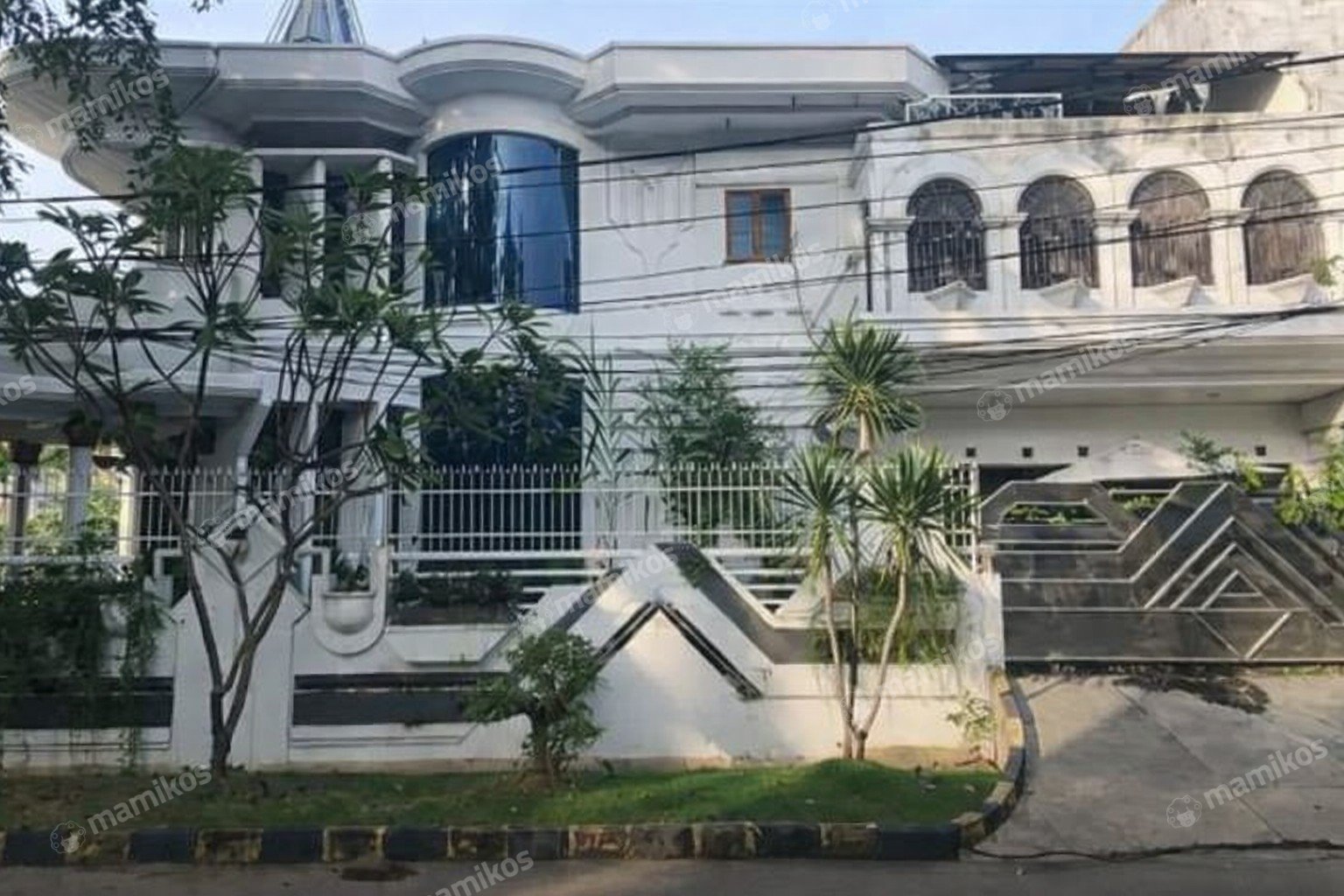 Rumah Sertifikat SHM 4 Kamar Tidur 4 Kamar Mandi Sunter Jakarta Utara