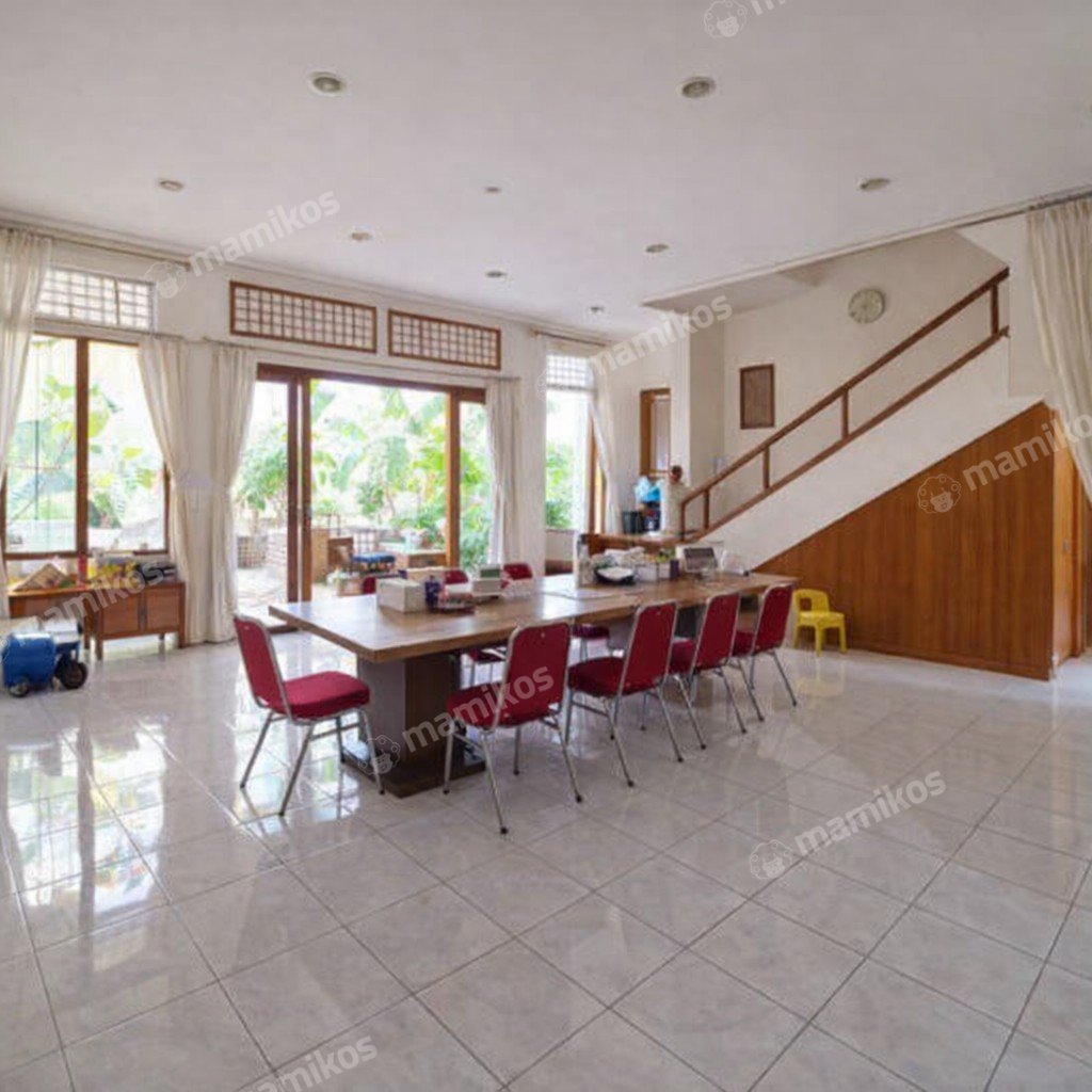 Rumah Sertifikat SHM 5 Kamar Tidur 4 Kamar Mandi Kedoya Jakarta Barat - Photo 2