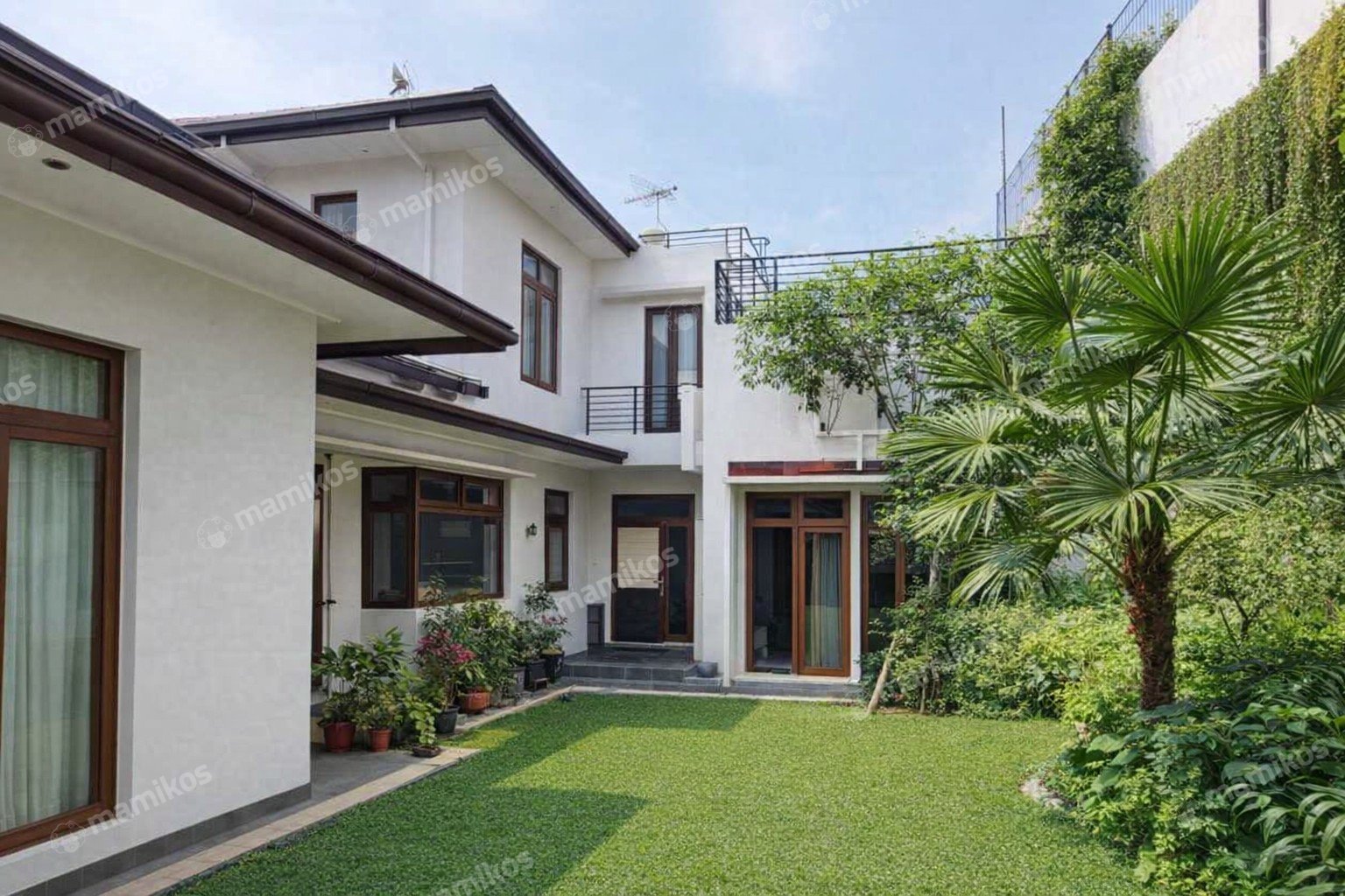 Rumah Sertifikat SHM 7 Kamar Tidur 6 Kamar Mandi Kemang Jakarta Selatan - Photo 2