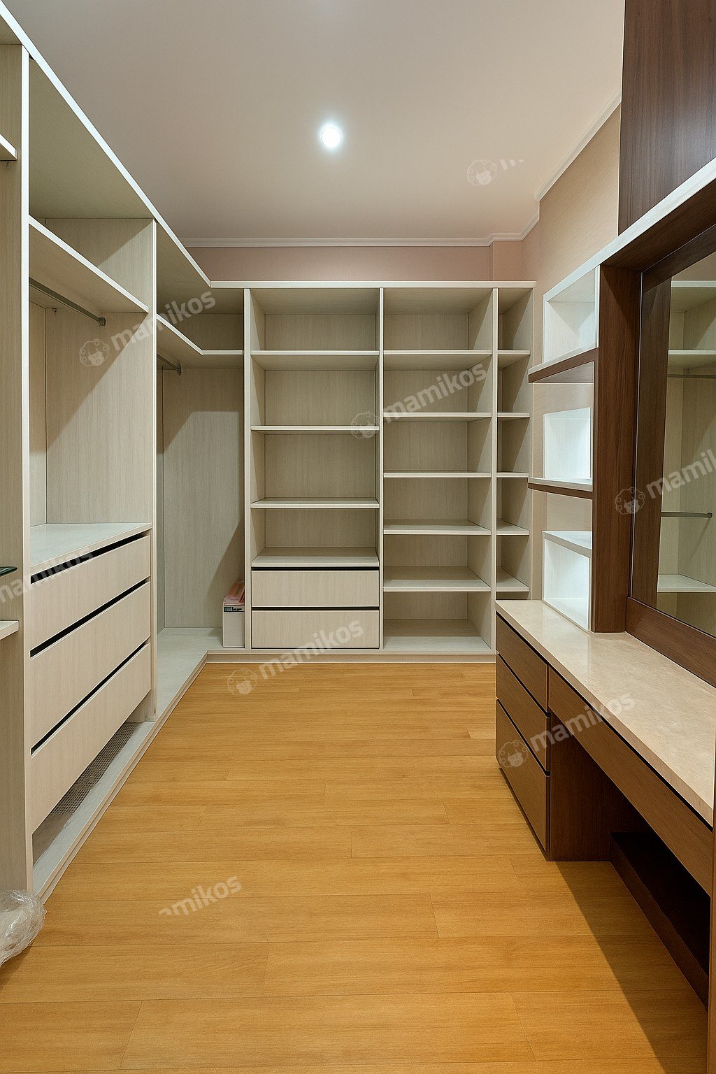 Rumah Sertifikat SHM 5 Kamar Tidur 4 Kamar Mandi Green Lake City Jakarta Barat - Photo 3