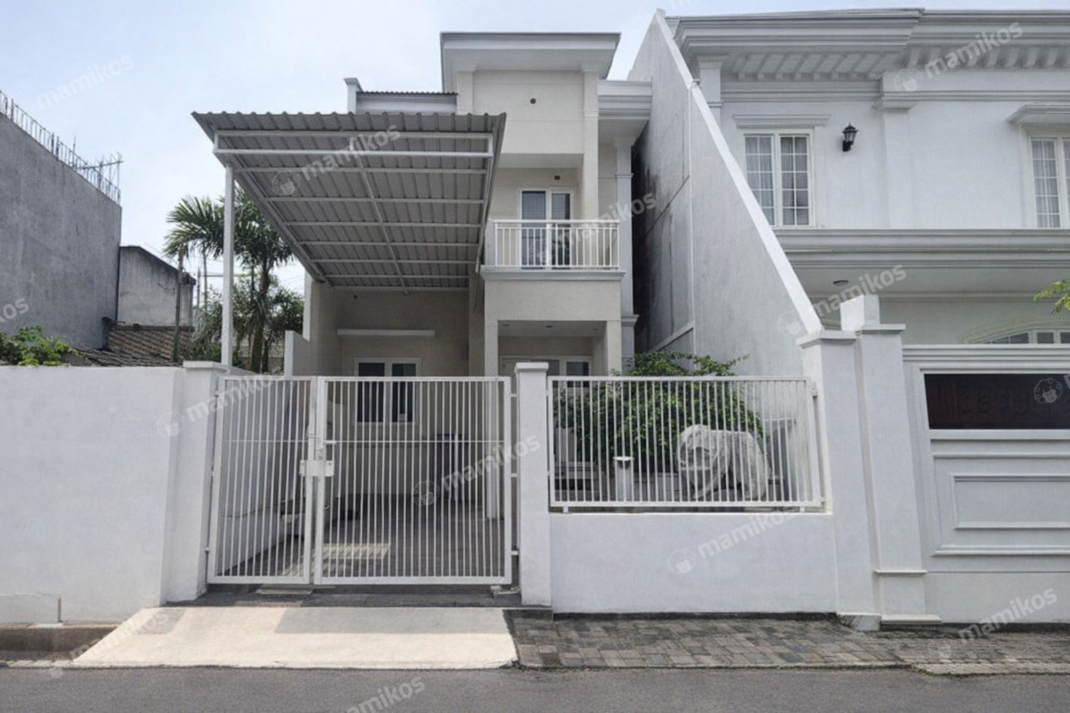 Rumah Sertifikat SHM 4 Kamar Tidur 4 Kamar Mandi Tebet Jakarta Selatan - Photo 2