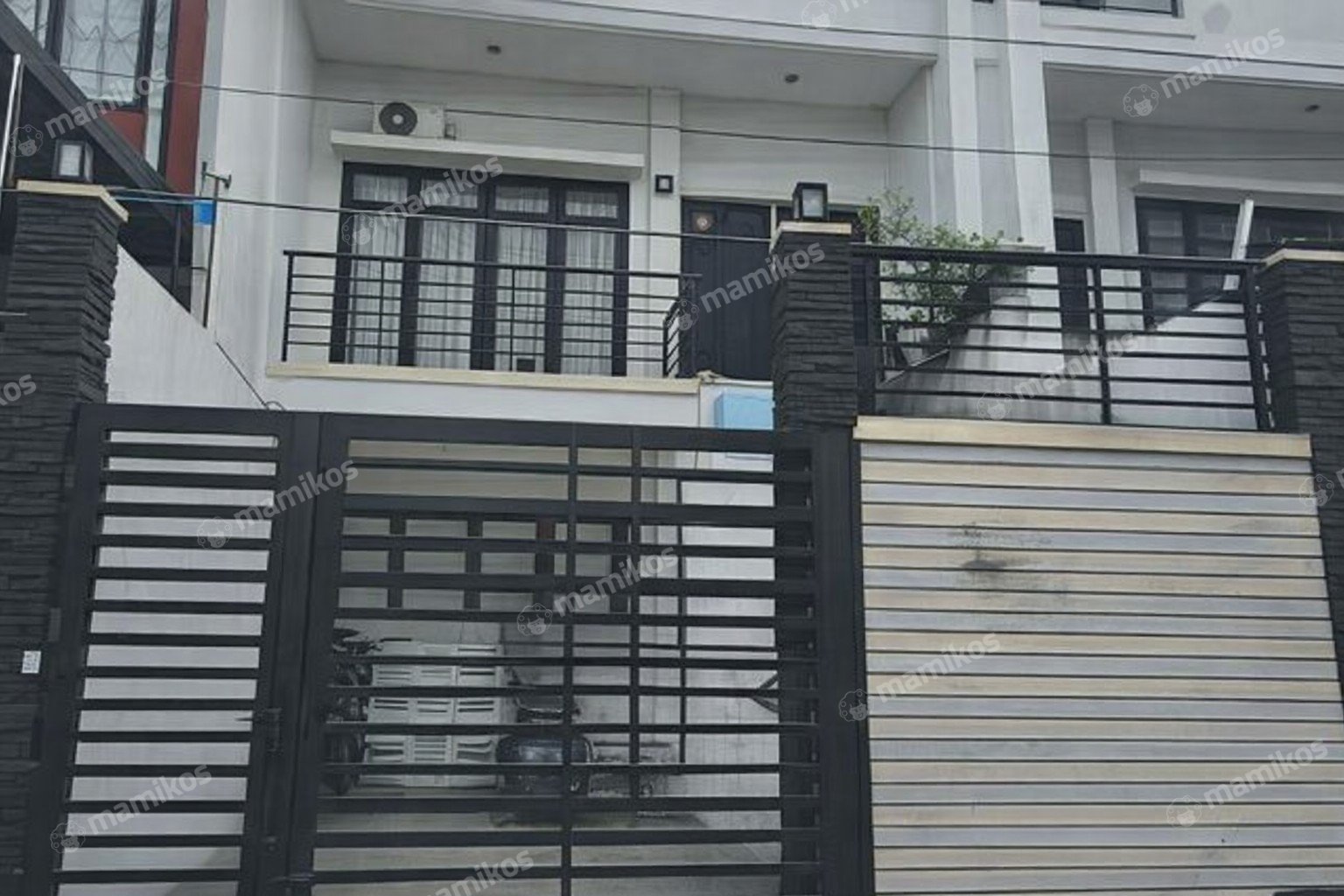 Rumah 4KT 4KM Taman Ratu Jakarta Barat