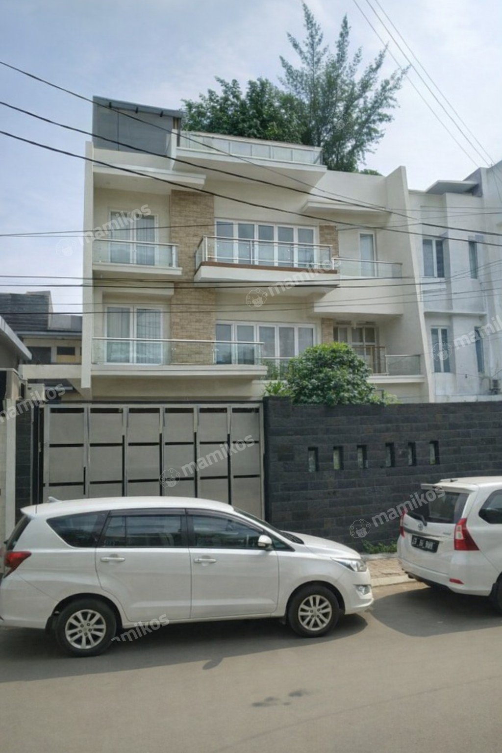 Rumah Sertifikat SHM 6 Kamar Tidur 4 Kamar Mandi Kelapa Gading Jakarta Utara - Photo 2