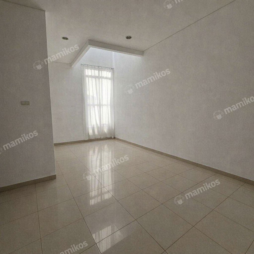 Rumah Sertifikat SHM 3 Kamar Tidur 2 Kamar Mandi Citra Garden Jakarta Barat - Photo 2