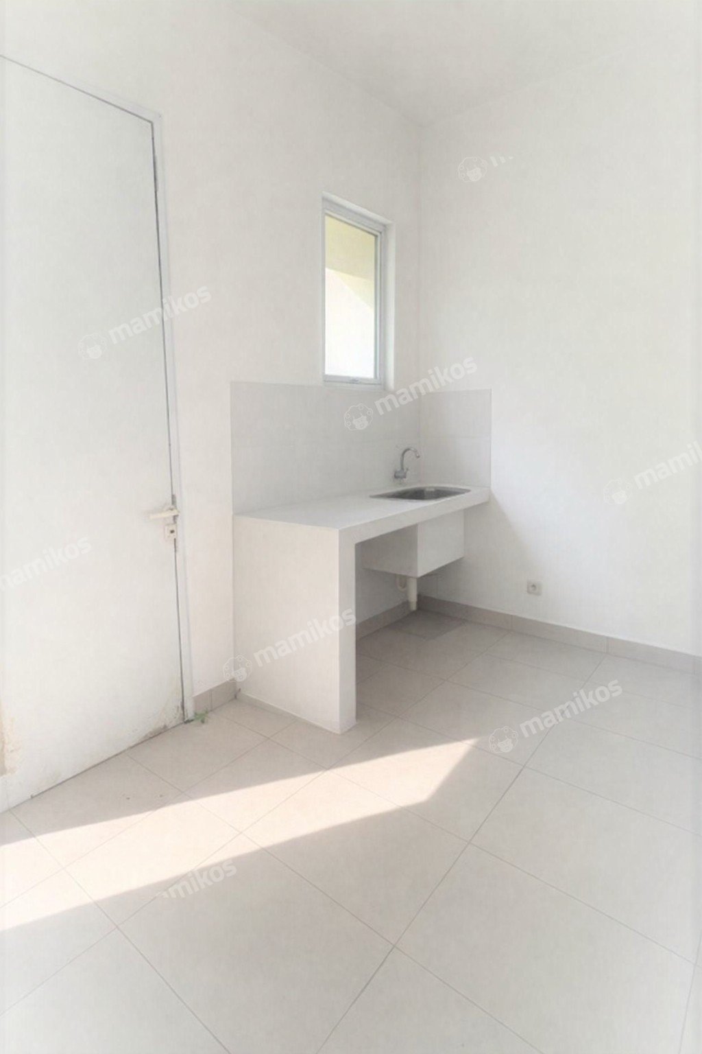 Rumah Sertifikat SHM 4 Kamar Tidur 3 Kamar Mandi Jakarta Garden City Jakarta Timur - Photo 4