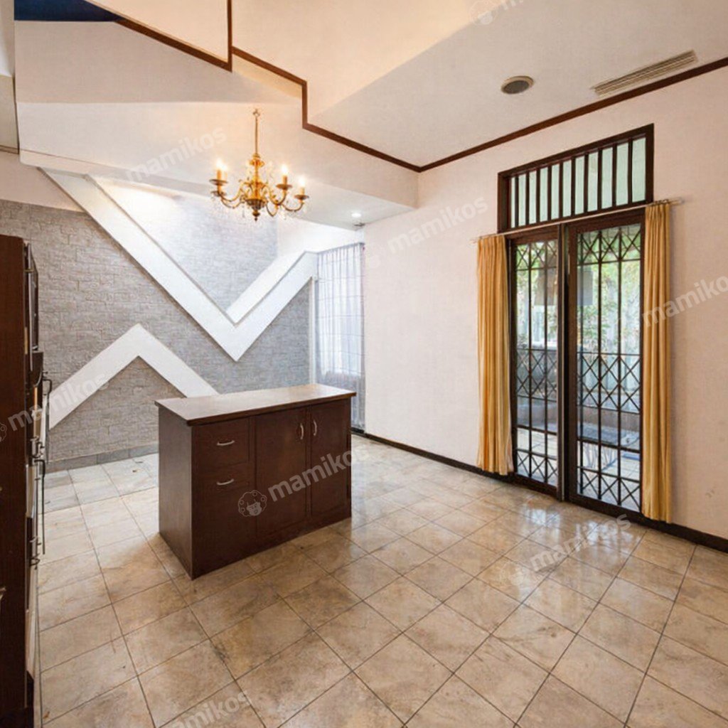 Rumah Sertifikat SHM 4 Kamar Tidur 3 Kamar Mandi Intercon Jakarta Barat - Photo 5