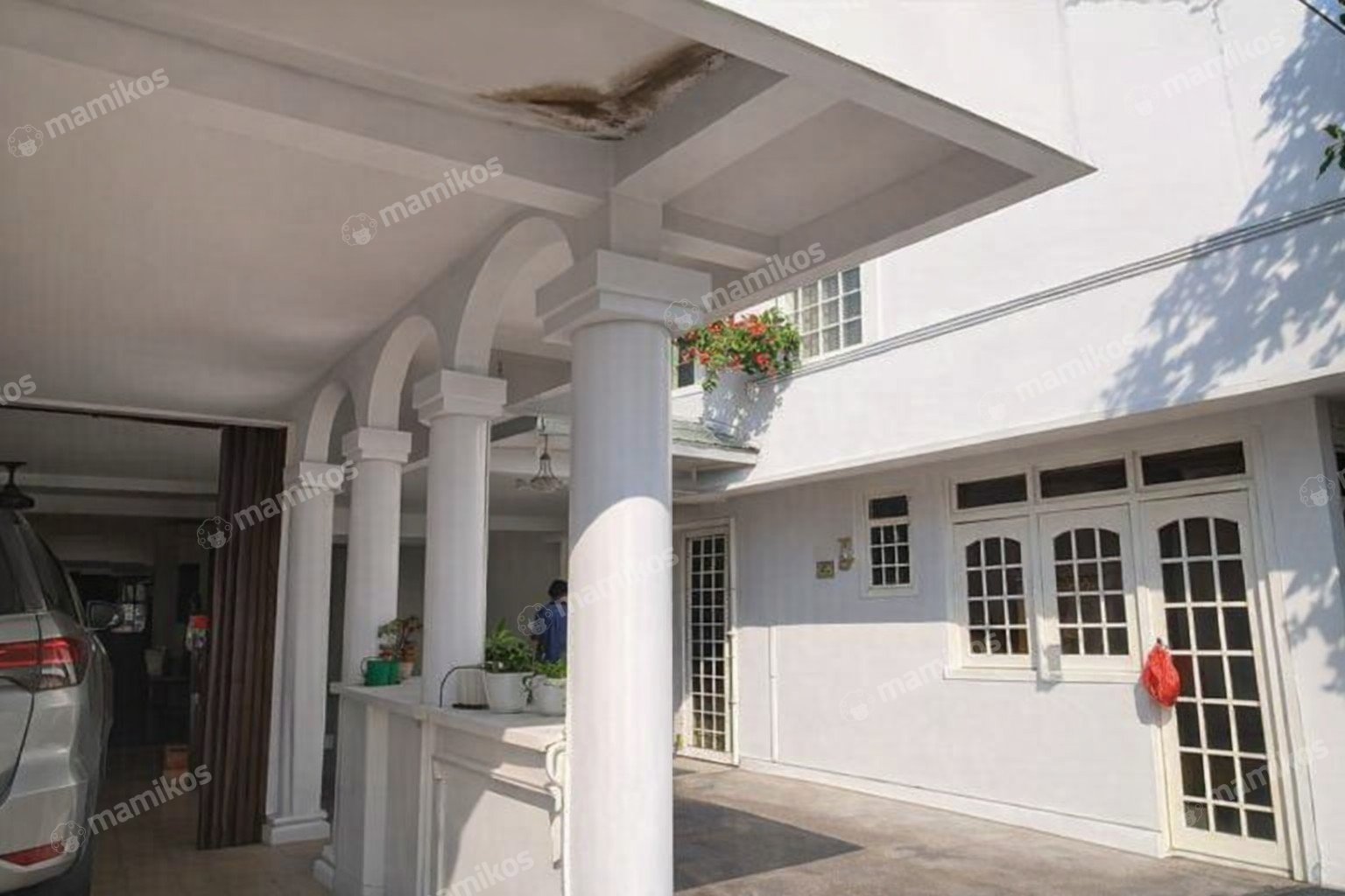 Rumah Sertifikat SHM 5 Kamar Tidur 5 Kamar Mandi Cawang Jakarta Timur