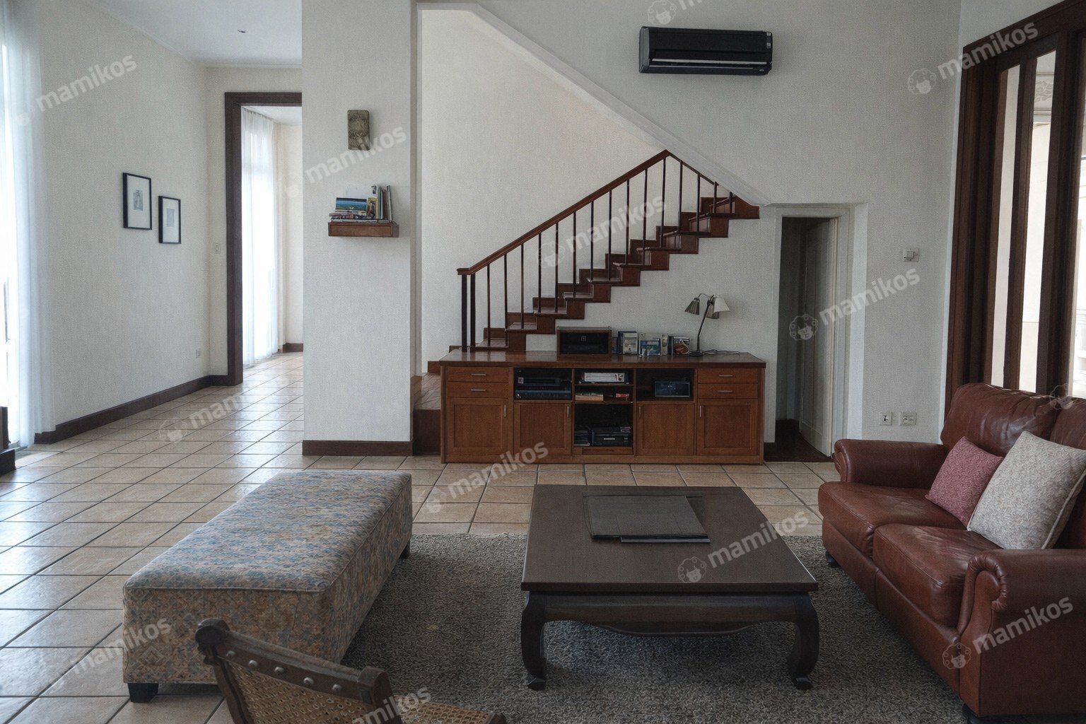 Rumah Sertifikat SHM 7 Kamar Tidur 4 Kamar Mandi Joglo Jakarta Barat - Photo 3