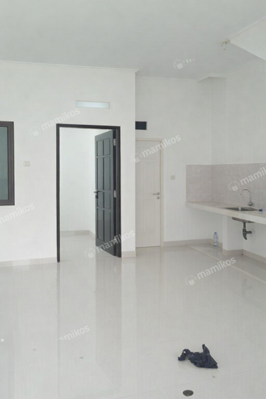 Rumah Sertifikat SHM 4 Kamar Tidur 3 Kamar Mandi Duri Kepa Jakarta Barat - Photo 2