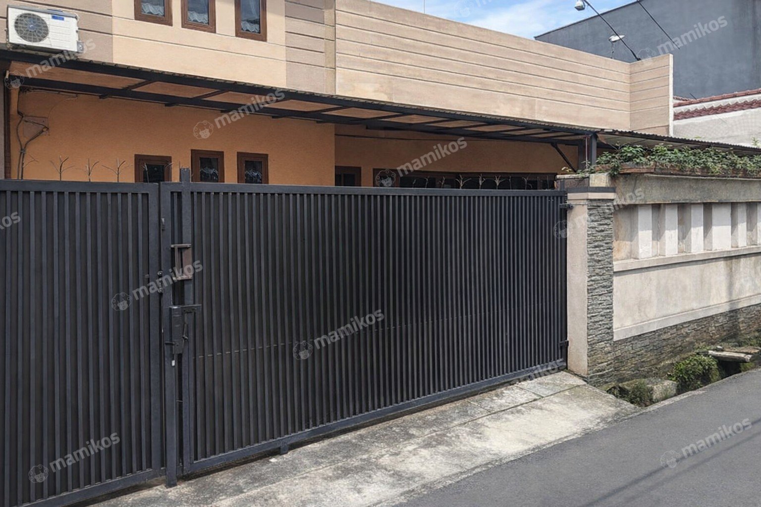 Rumah Sertifikat SHM 5 Kamar Tidur 4 Kamar Mandi Tebet Jakarta Selatan - Photo 2