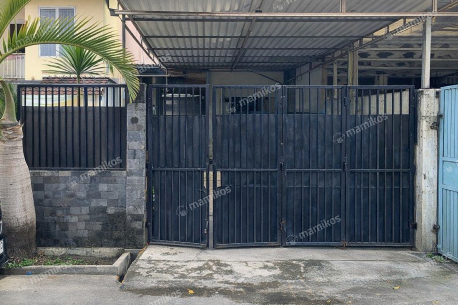 Rumah Sertifikat SHM 4 Kamar Tidur 2 Kamar Mandi Joglo Jakarta Barat