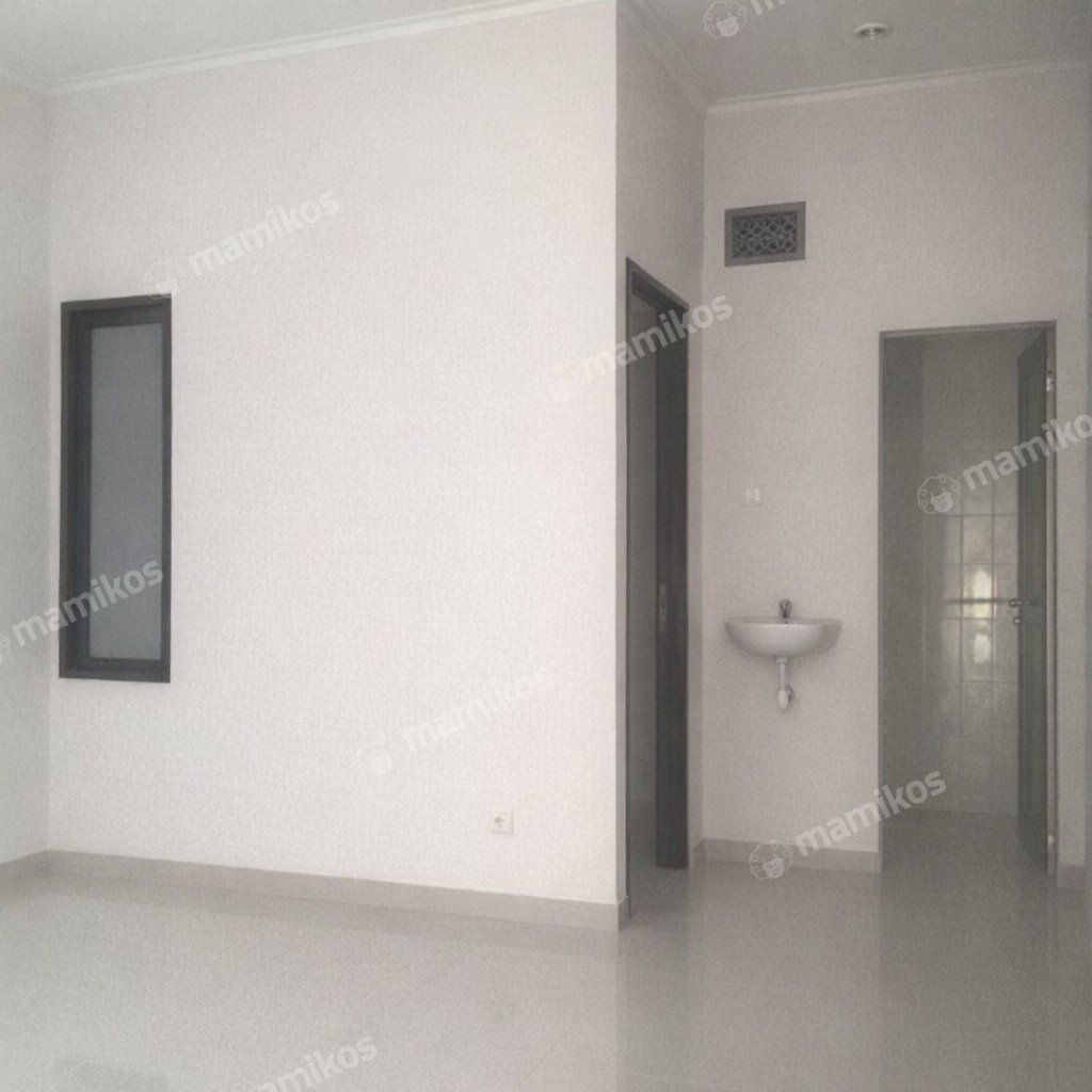 Rumah Sertifikat SHM 3 Kamar Tidur 1 Kamar Mandi Pasar Rebo Jakarta Timur - Photo 2