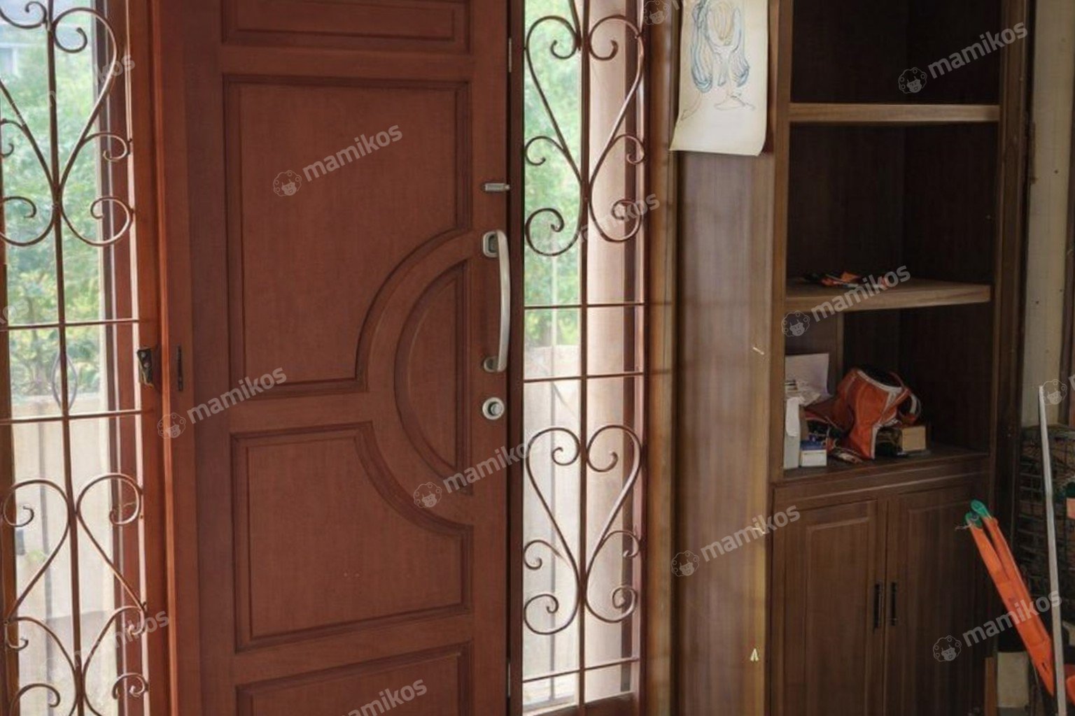 Rumah Sertifikat HGB 3 Kamar Tidur 3 Kamar Mandi Taman Palem Jakarta Barat