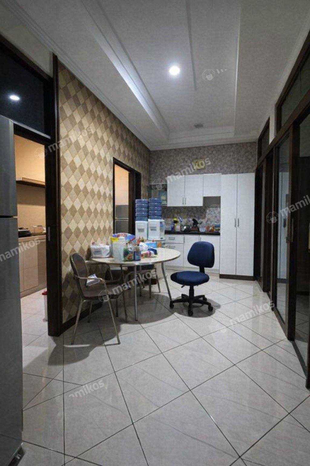 Rumah Sertifikat SHM 3 Kamar Tidur 3 Kamar Mandi Kelapa Gading Jakarta Utara - Photo 2