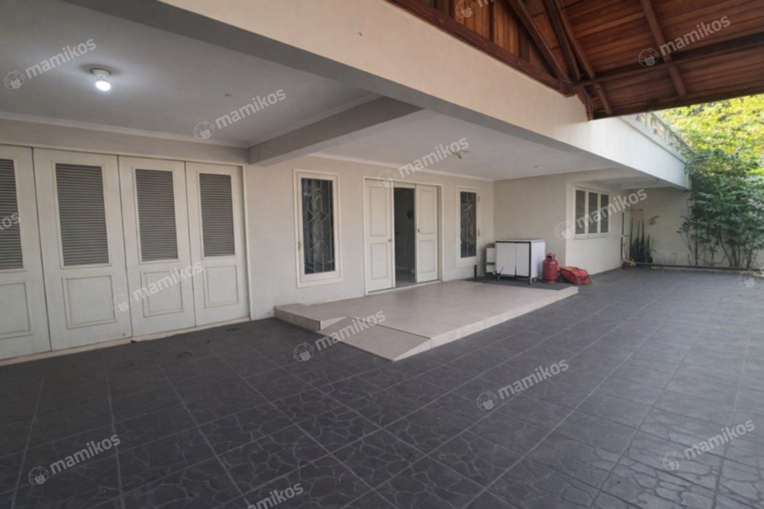 Rumah Sertifikat SHM 3 Kamar Tidur 2 Kamar Mandi Green Ville Jakarta Barat
