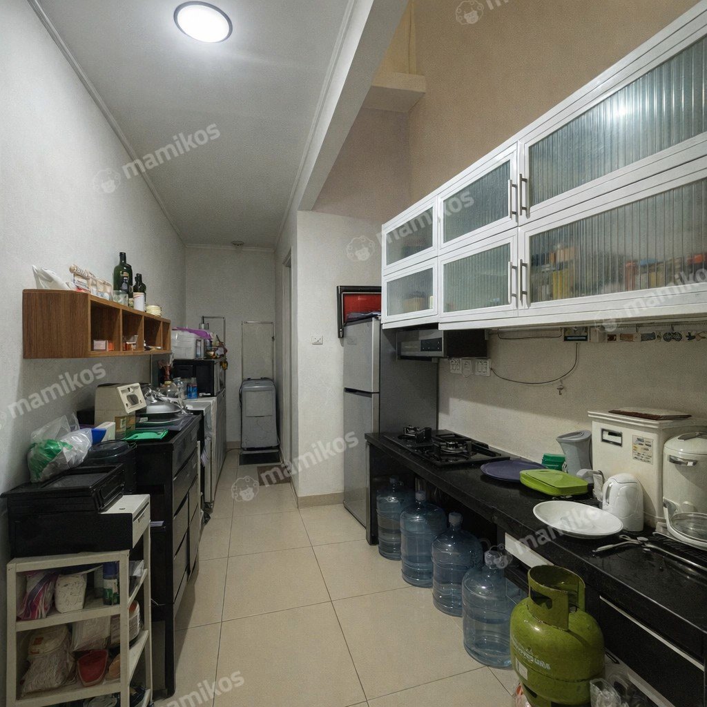 Rumah Sertifikat SHM 3 Kamar Tidur 2 Kamar Mandi Green Lake City Jakarta Barat - Photo 4