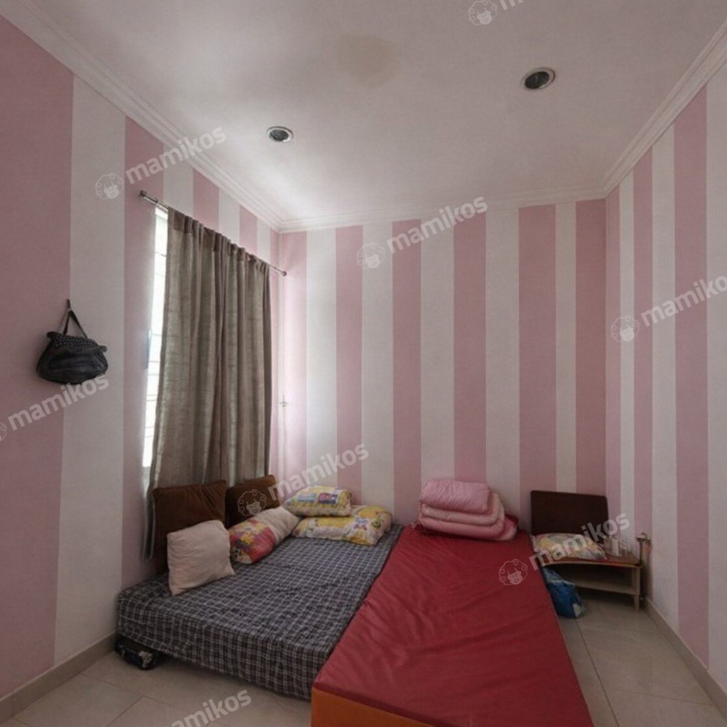 Rumah Sertifikat SHM 3 Kamar Tidur 2 Kamar Mandi Green Lake City Jakarta Barat - Photo 5