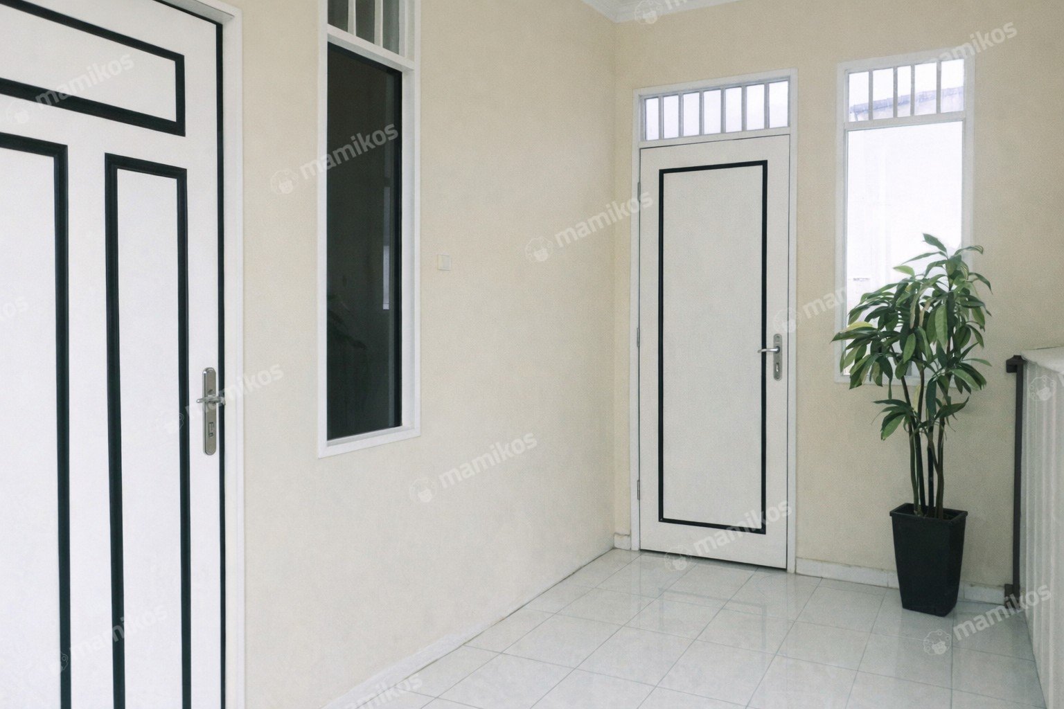 Rumah Sertifikat SHM 4 Kamar Tidur 2 Kamar Mandi Jakarta Garden City Jakarta Timur - Photo 2