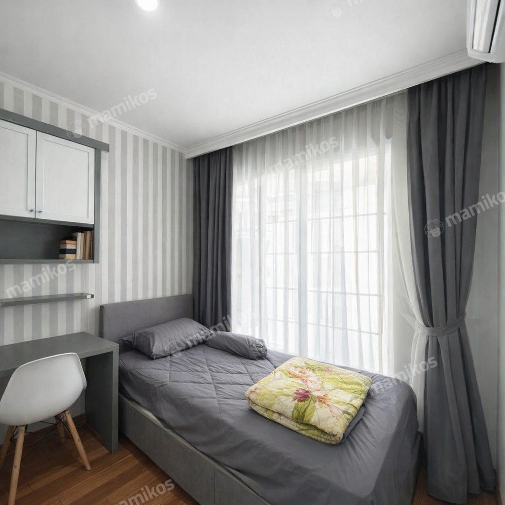 Rumah 4 Kamar Tidur 5 Kamar Mandi 3 Lantai Joglo Jakarta Barat - Photo 4