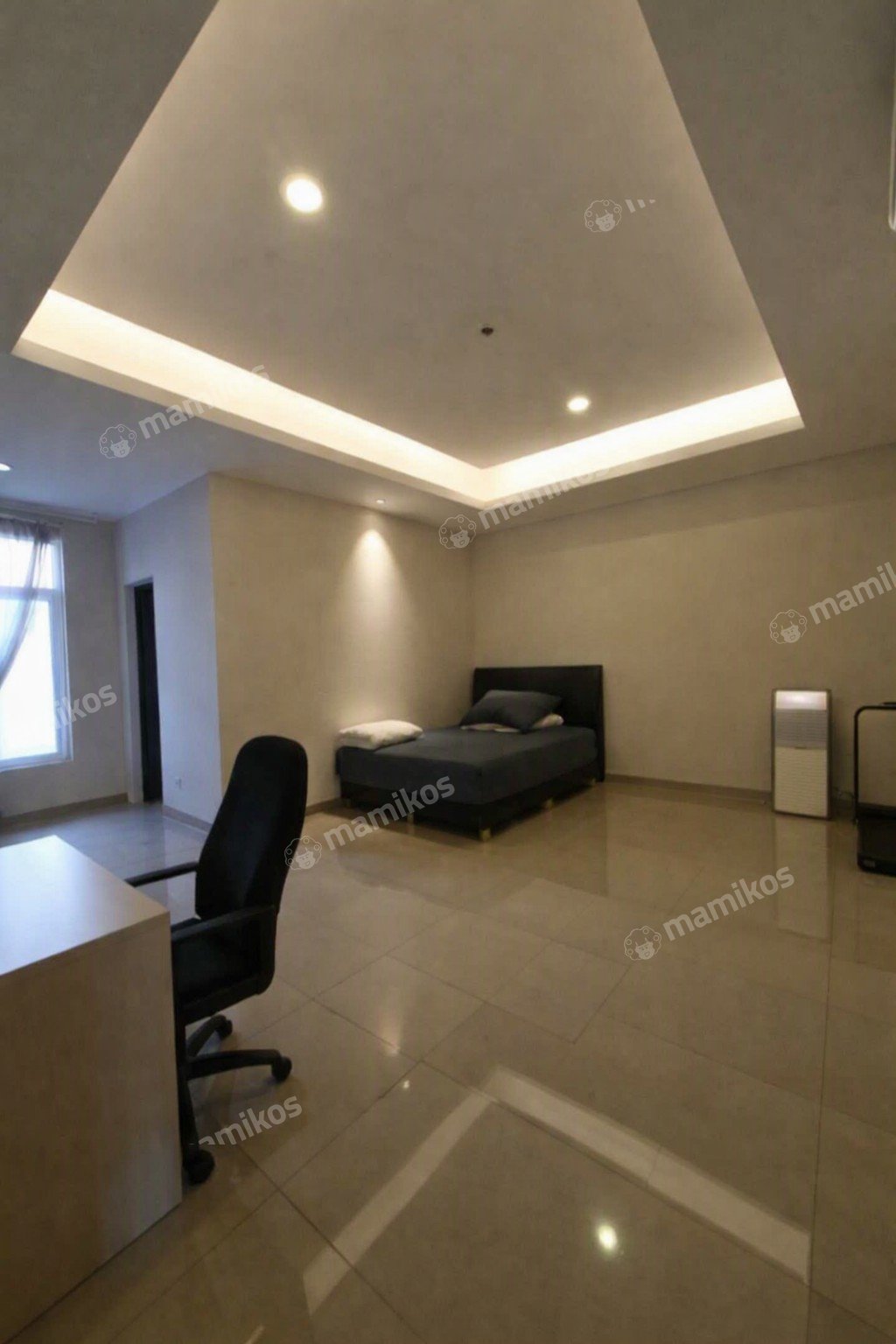 Rumah 6 Kamar Tidur 6 Kamar Mandi 2 Lantai Kelapa Gading Jakarta Utara - Photo 2