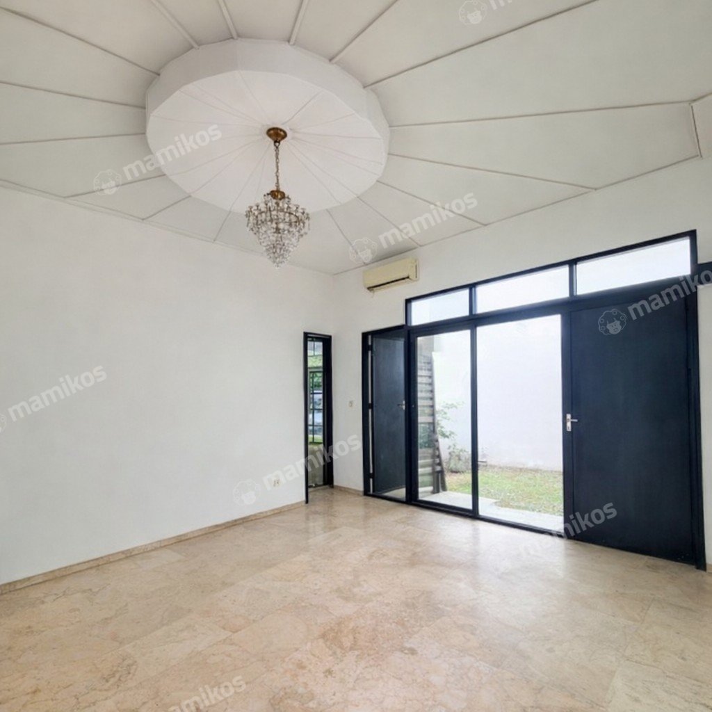 Rumah Sertifikat SHM 4 Kamar Tidur 4 Kamar Mandi Kemang Jakarta Selatan - Photo 3