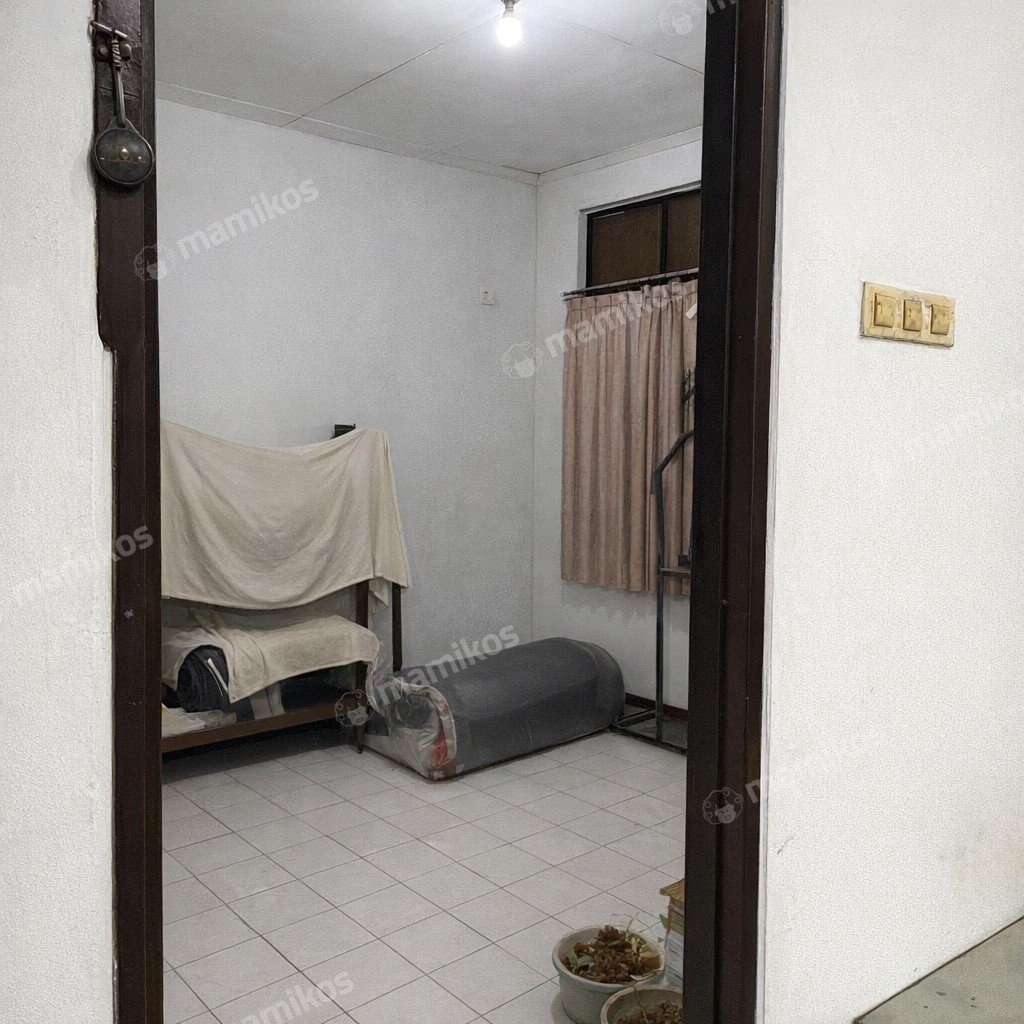Rumah Sertifikat SHM 3 Kamar Tidur 2 Kamar Mandi Duri Kosambi Jakarta Barat - Photo 3