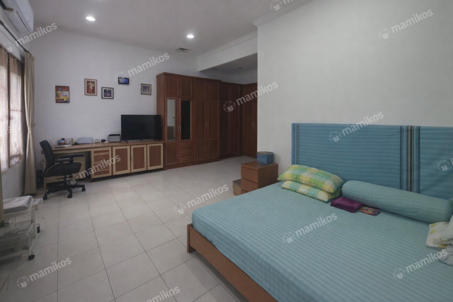 Rumah Sertifikat SHM 7 Kamar Tidur 5 Kamar Mandi Kebon Jeruk Jakarta Barat - Photo 3