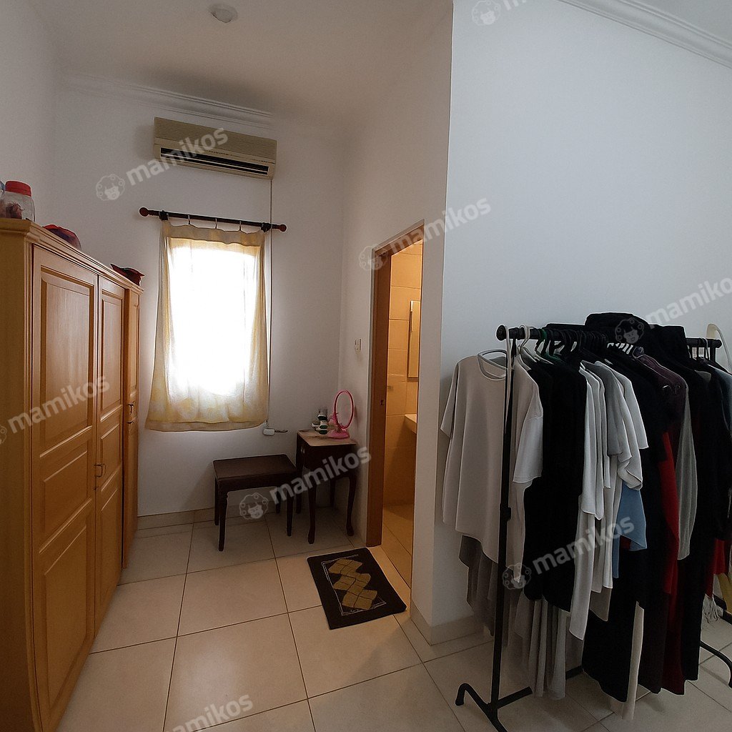 Rumah Sertifikat SHM 3 Kamar Tidur 2 Kamar Mandi Green Ville Jakarta Barat - Photo 2