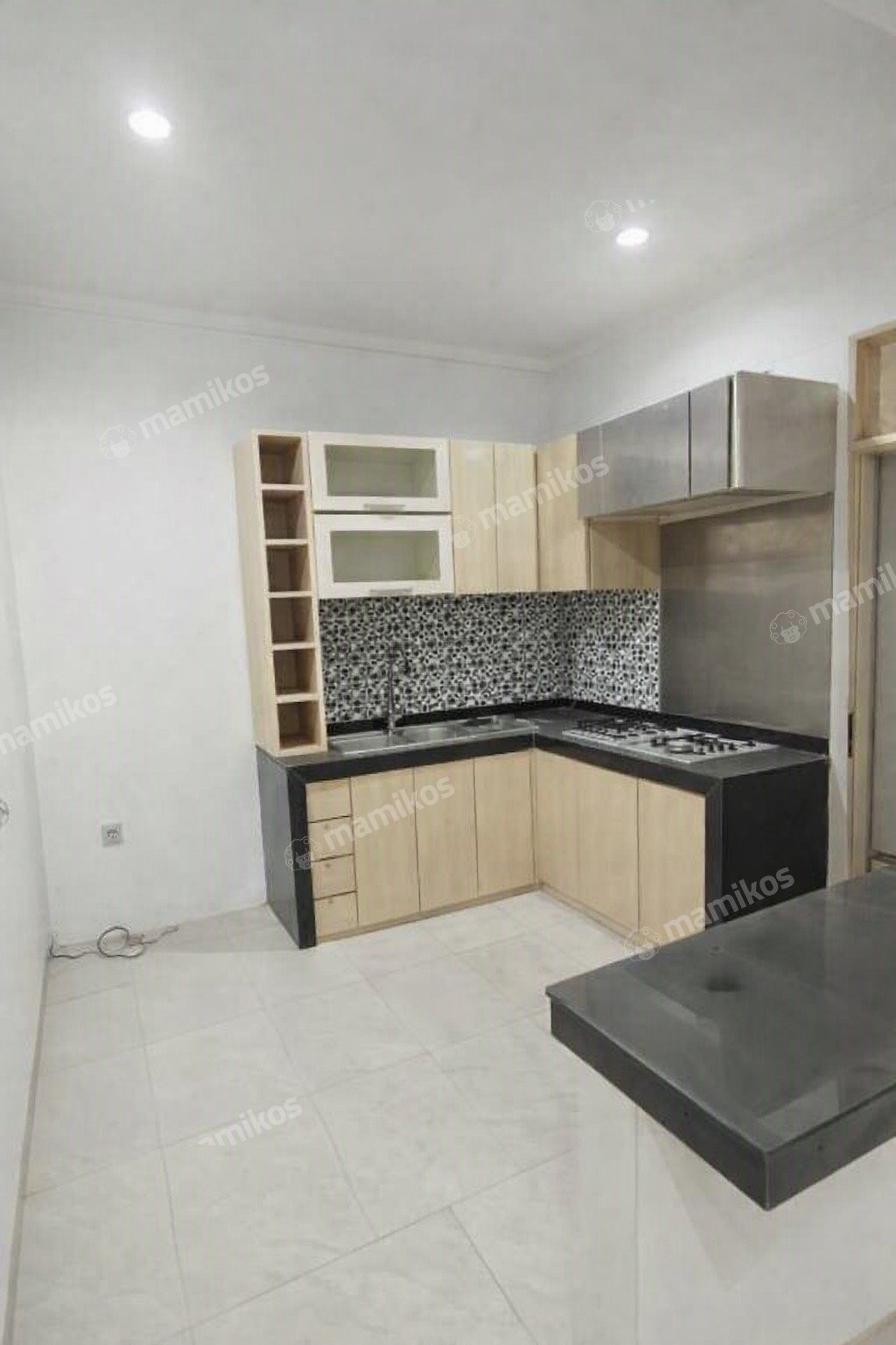 Rumah Sertifikat SHM 5 Kamar Tidur 5 Kamar Mandi Kelapa Gading Jakarta Utara - Photo 4