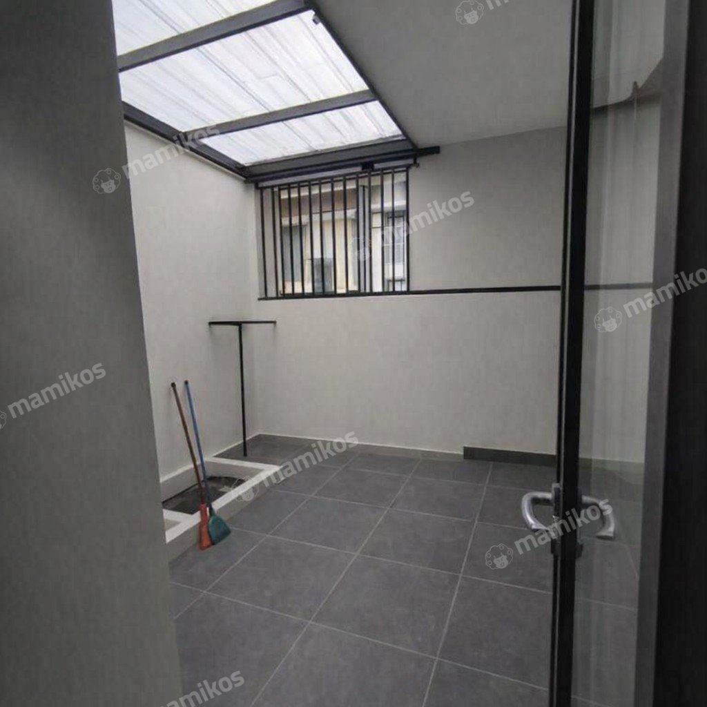 Rumah Sertifikat SHM 4 Kamar Tidur 4 Kamar Mandi Citra Grand Jakarta Timur - Photo 5