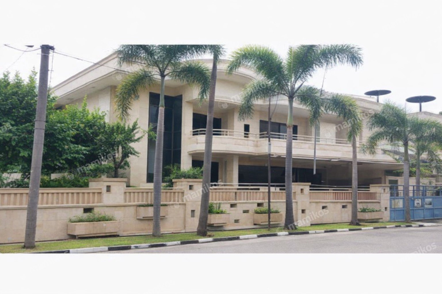 Rumah Sertifikat SHM 4 Kamar Tidur 3 Kamar Mandi Green garden Jakarta Barat - Photo 2